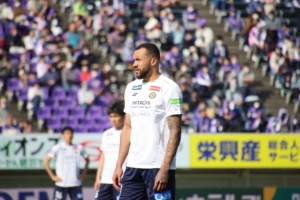 新加入ＦＷ　大型ストライカー